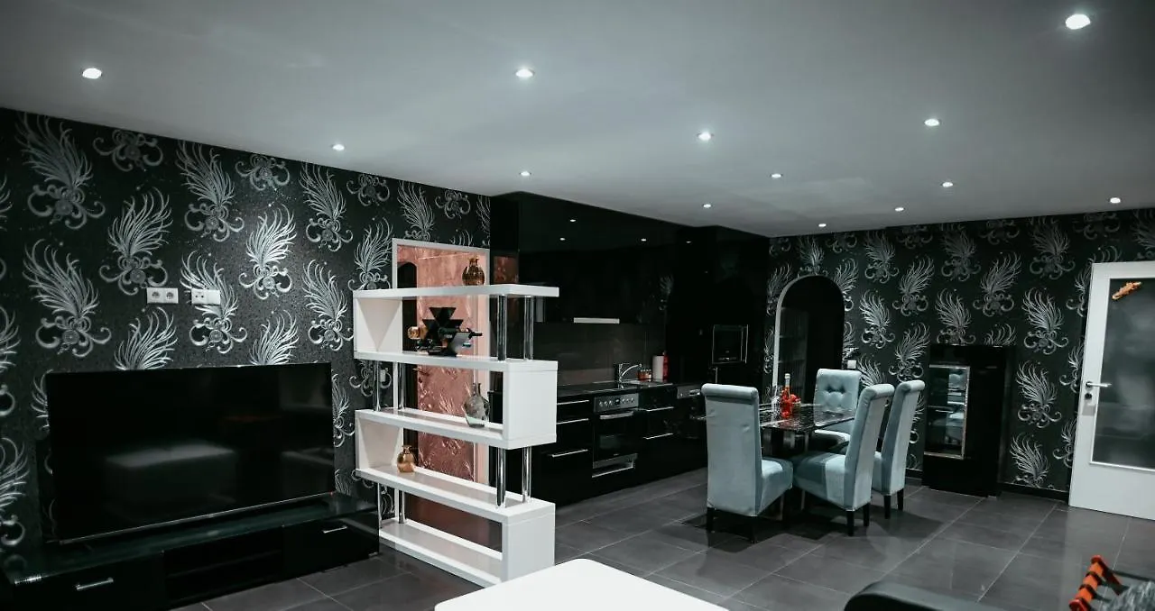 Vip Vienna Shopping Center 5 Appartment Austria
